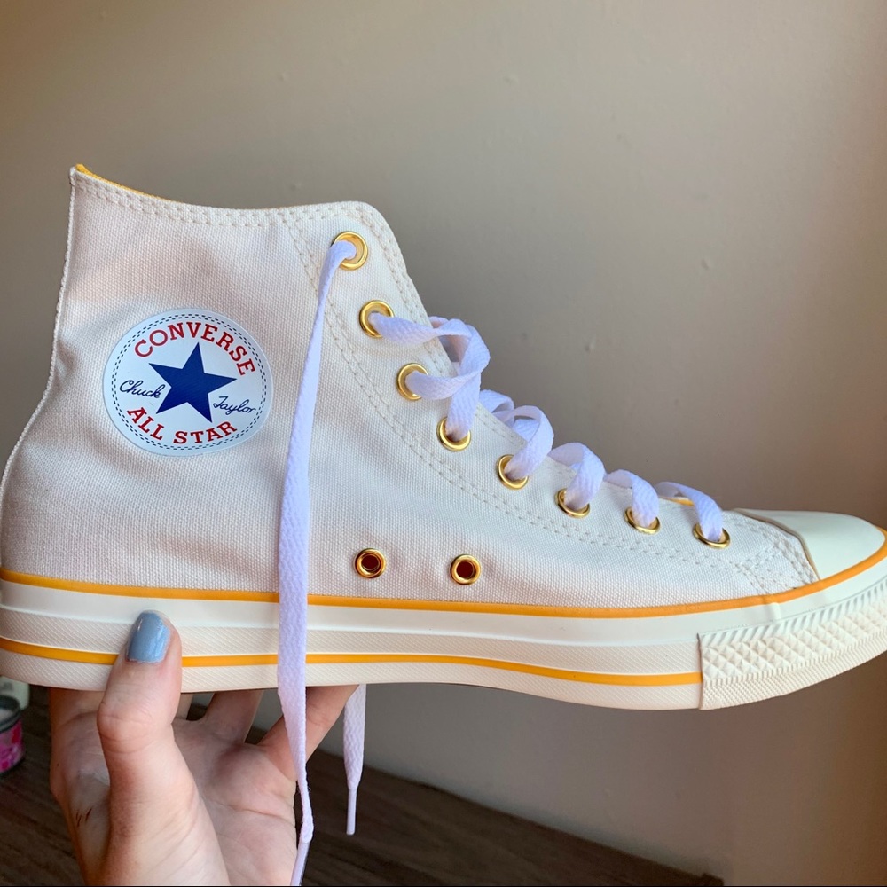 BRAND NEW ONE OF A KIND CONVERSE